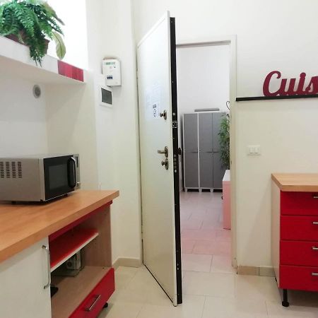 Appartamento Indipendente A Due Passi Dal Centro Savona Exterior photo